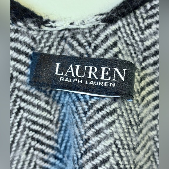 Ralph Lauren Plaid Black & White Women's Poncho Wrap Sweater Shawl - Picture 4 of 5